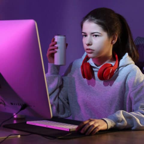 teen needing to see a Family Dentist in Cartersville GA