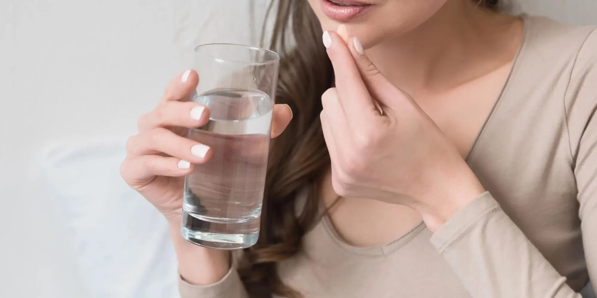 woman-receiving-Safe-Sedation-for-Wisdom-Teeth-Removal